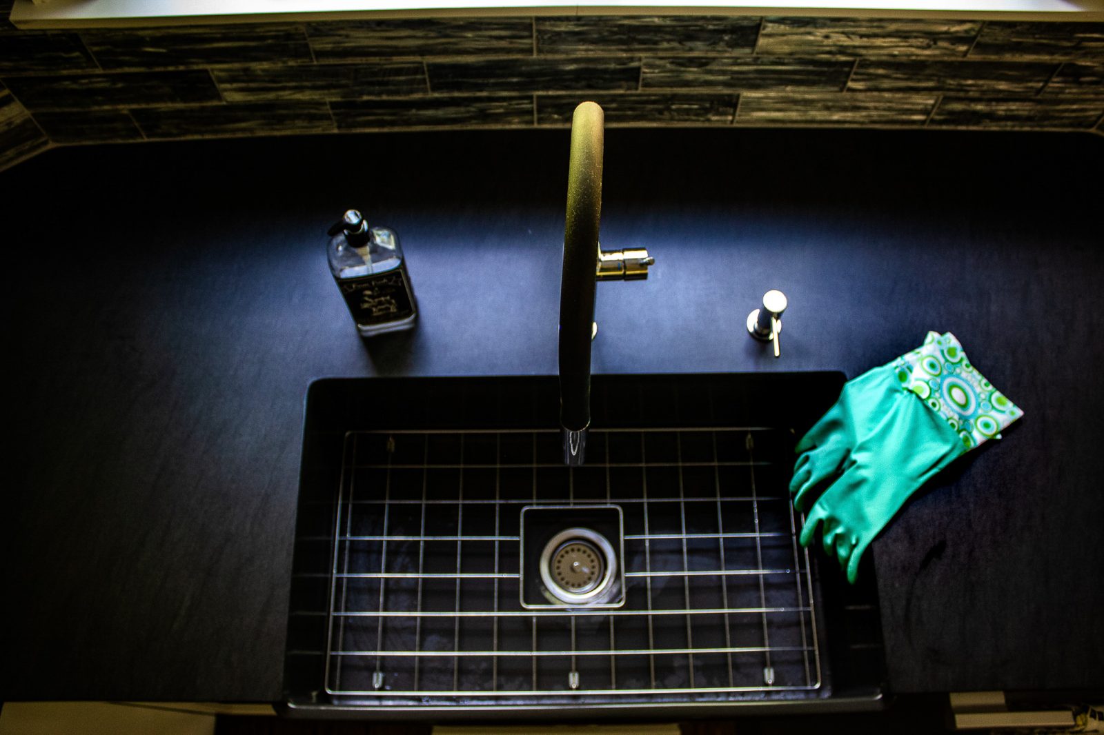 Fusion Blue Black Vermont Kitchen Dente Trading