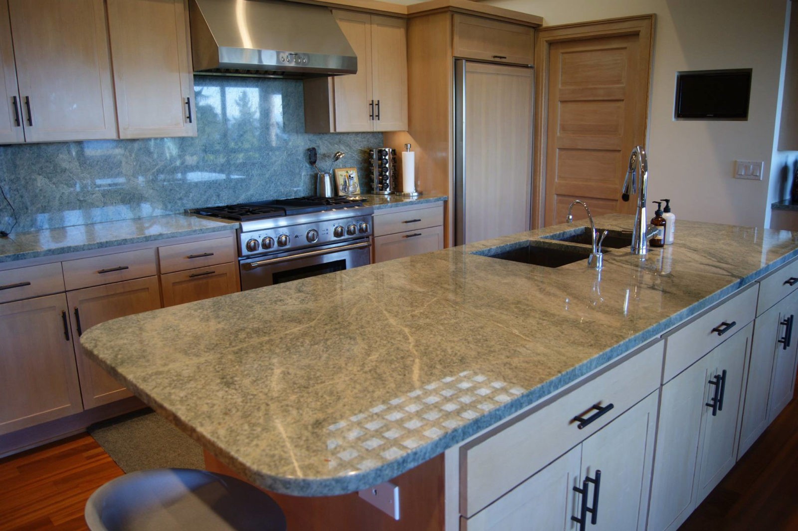 Costa Smeralda Granite Kitchen Dente Trading